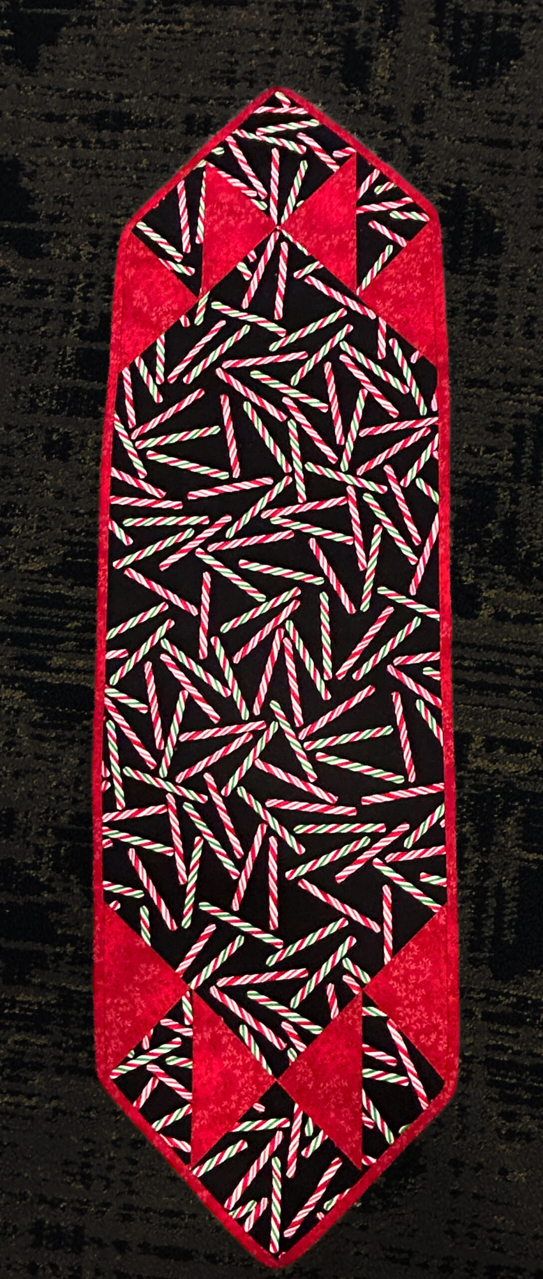 You are currently viewing Candy Cane Runner